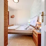 Lu Pultiddolu Sea View سانتا تيريزا غالّورا