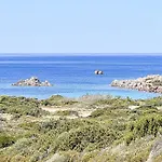 Lu Pultiddolu Sea View