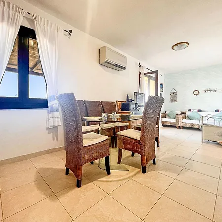 Holiday home Lu Pultiddolu Sea View Santa Teresa Gallura