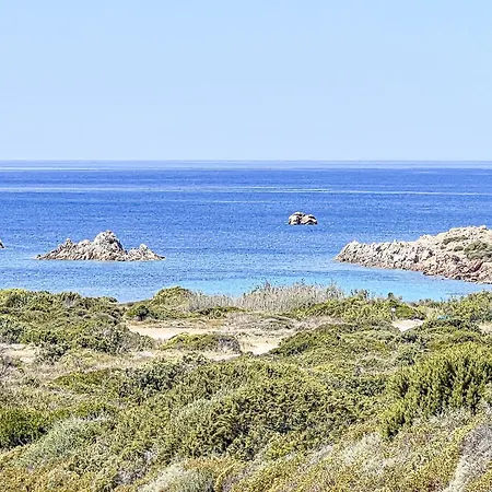 Lu Pultiddolu Sea View